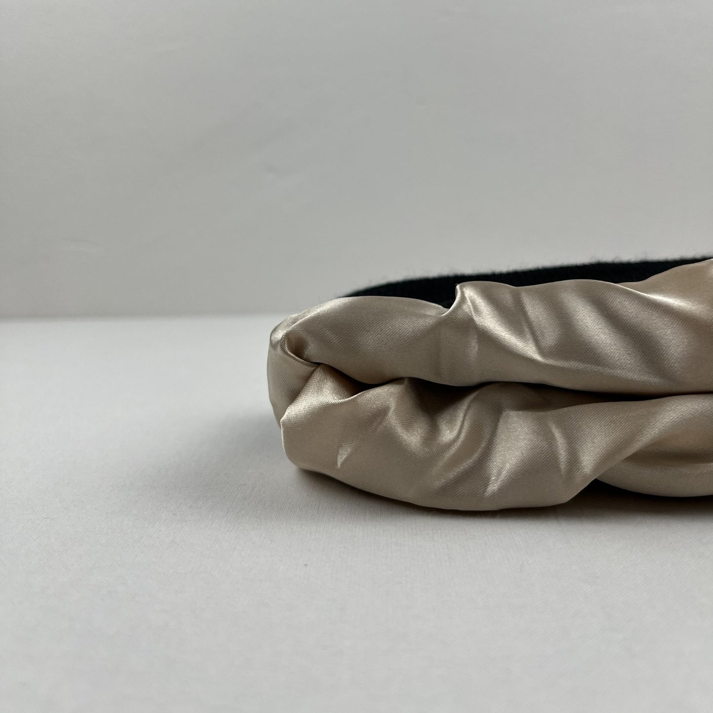 Bonnet doublé de satin